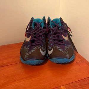 Mens lebron size 12